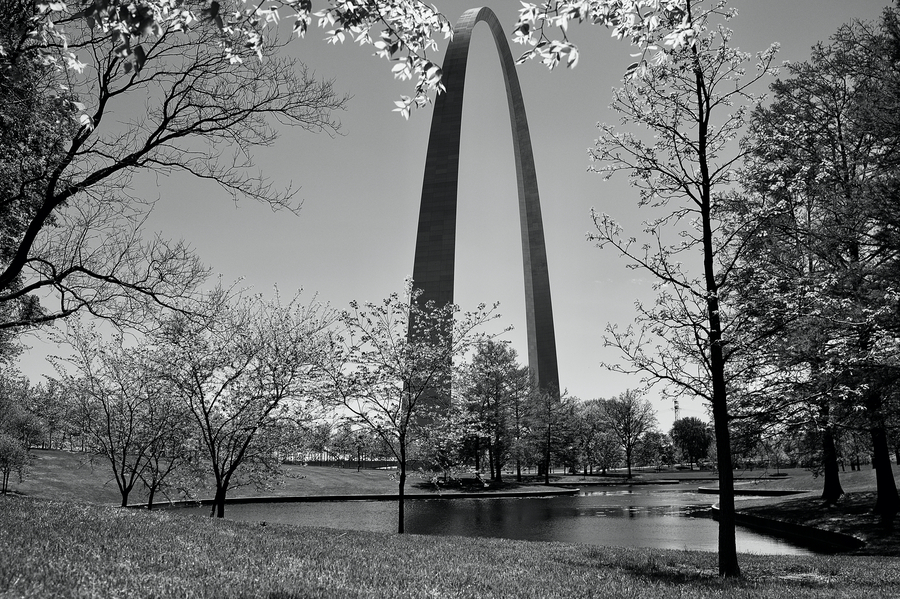 Gateway Arch, Looking South